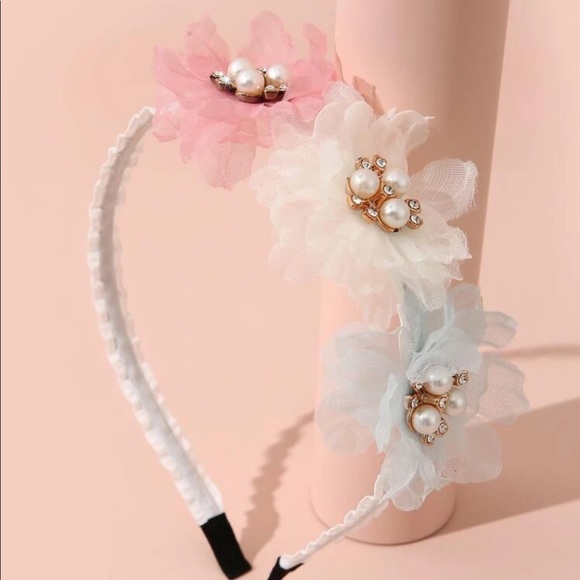 Girls faux pearl & flower headband- 1PC - Picture 2 of 3